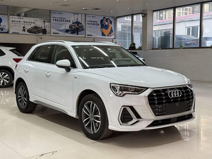 Фото 3 - Audi Q3