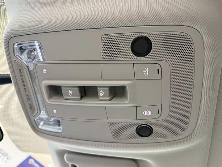 Фото 7 - Audi Q3