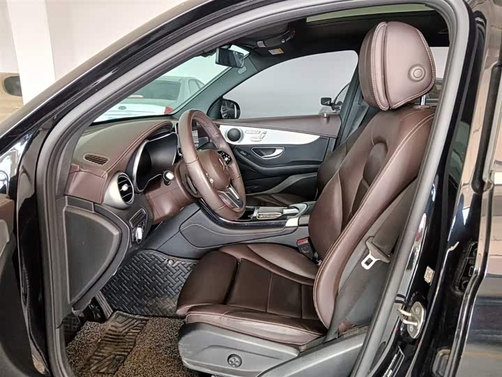 Фото 8 - Mercedes-Benz GLC-Class