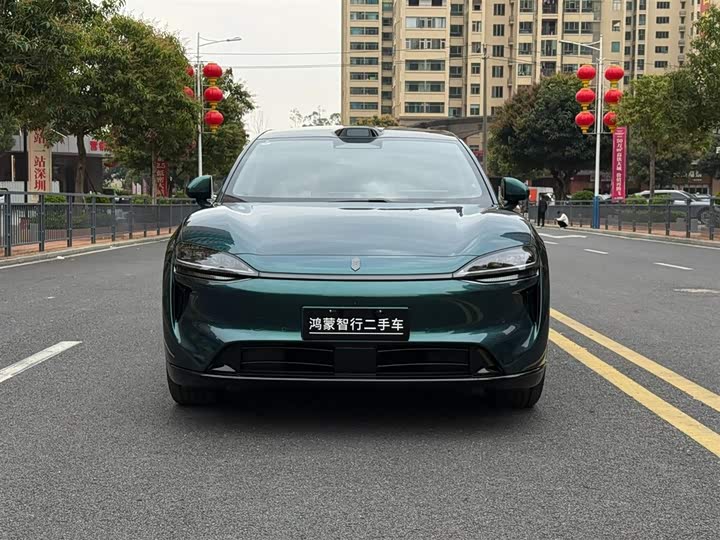 Фото 2 - Luxeed R7