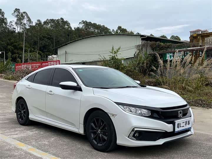 Фото 3 - Honda Civic