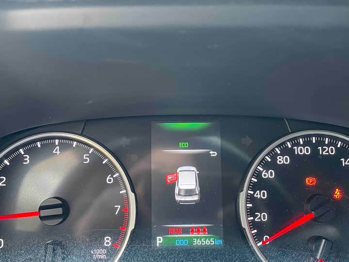 Photo 8 - Toyota Wildlander