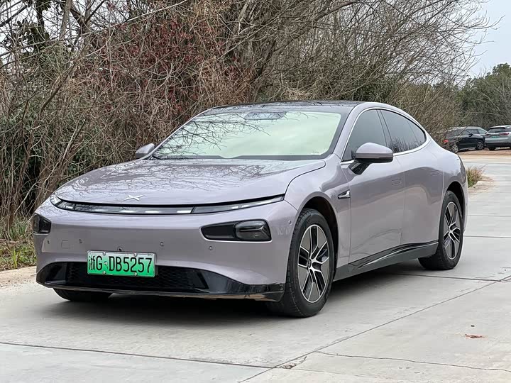 Фото 1 - XPeng P7