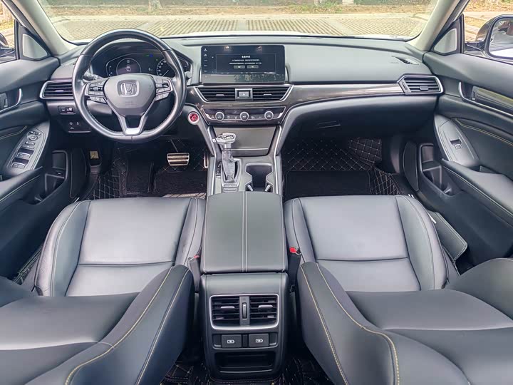 Photo 9 - Honda Accord