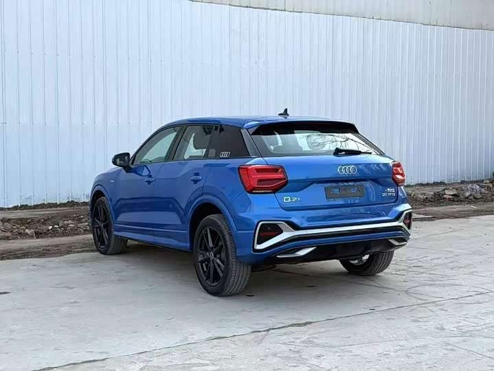 Фото 7 - Audi Q2L