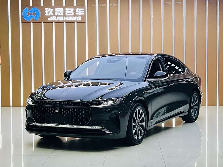 Photo 1 - Lincoln Z (Zephyr)