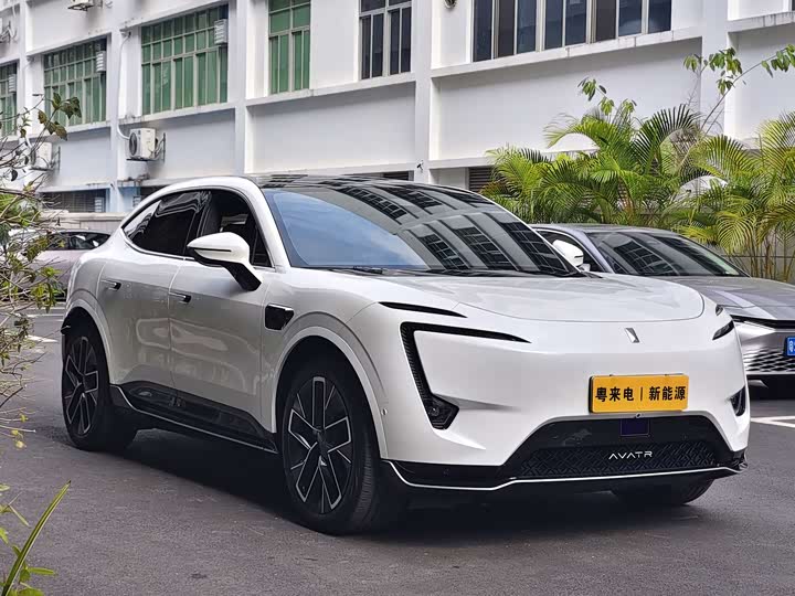 Фото 3 - Avatr 11