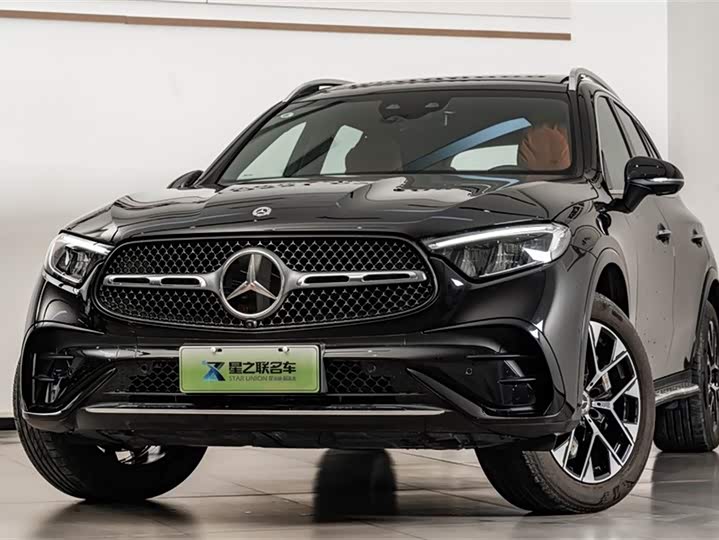 Photo 3 - Mercedes-Benz GLC-Class Hybrid