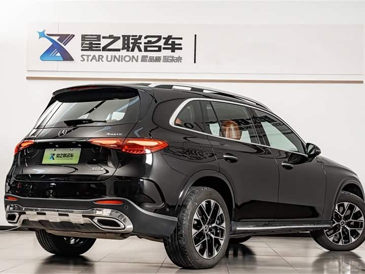 Photo 7 - Mercedes-Benz GLC-Class Hybrid