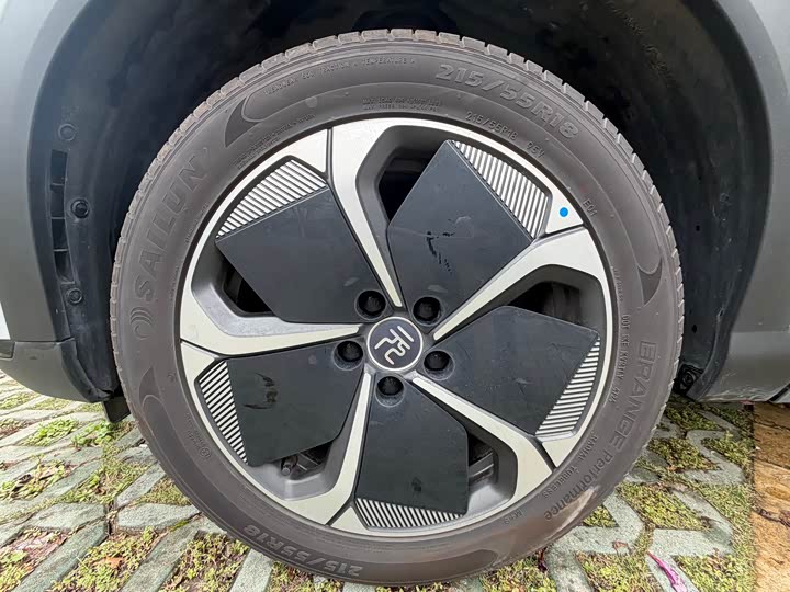 Фото 8 - BYD Yuan Plus