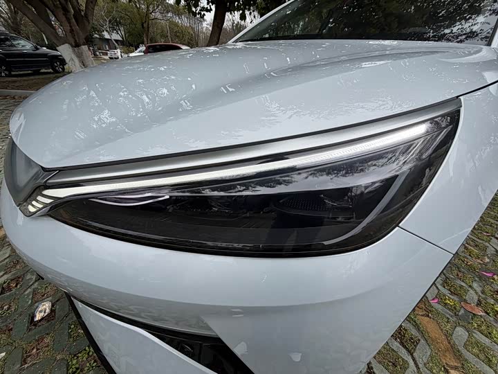 Фото 9 - BYD Yuan Plus