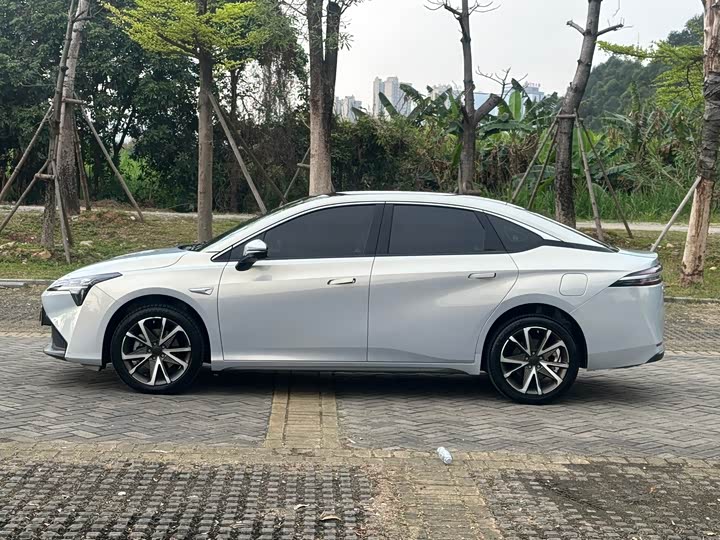 Фото 4 - GAC Aion S Plus