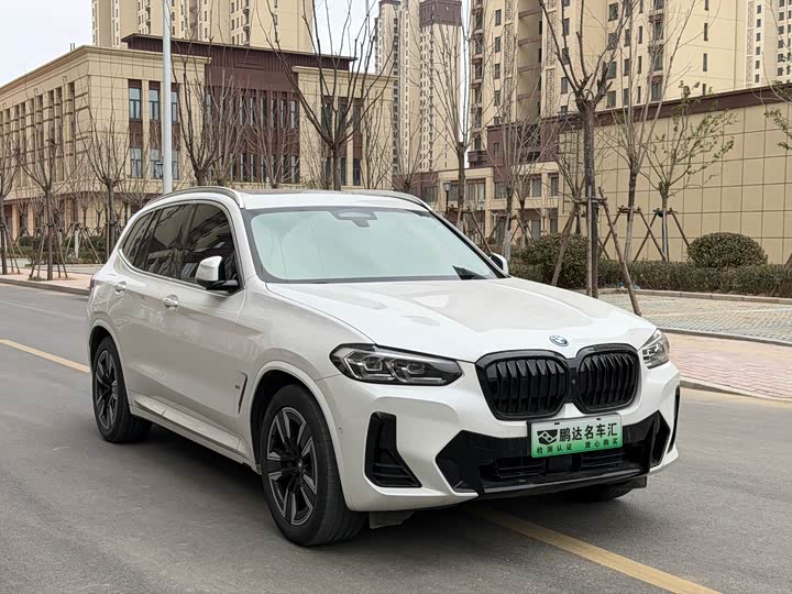 Фото 3 - BMW iX3
