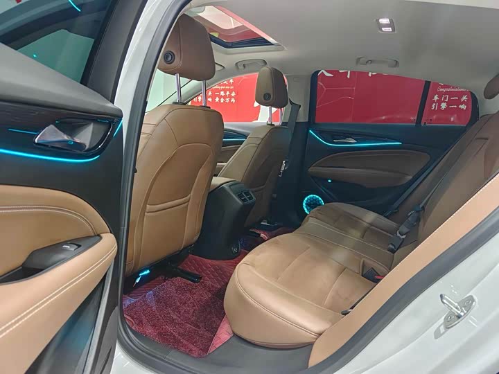 Фото 7 - Buick Regal