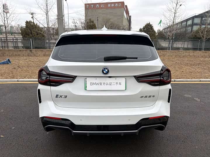 Фото 3 - BMW iX3