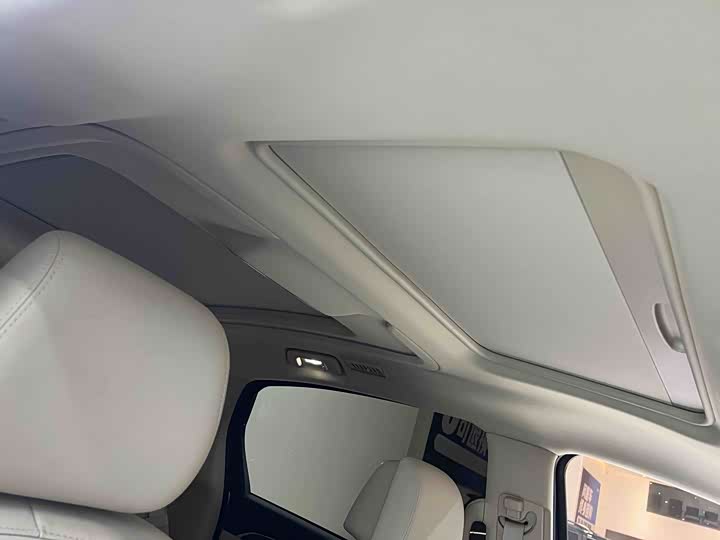 Фото 6 - Buick GL8 ES