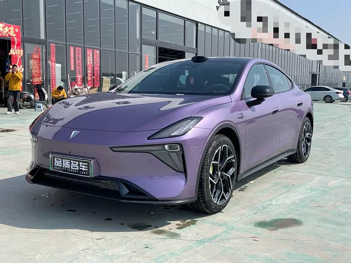 Photo 1 - Changan Deepal L06