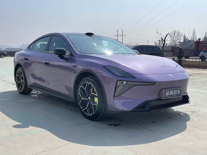 Photo 3 - Changan Deepal L06