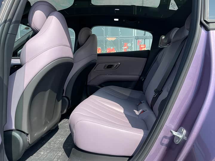 Photo 6 - Changan Deepal L06