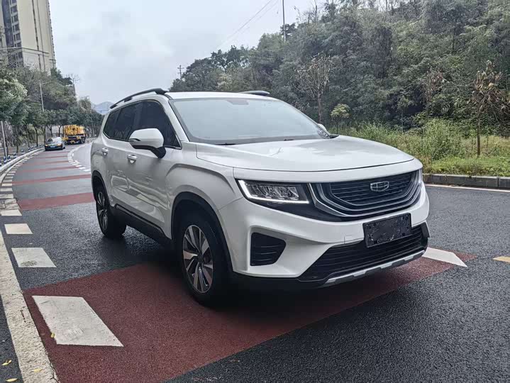 Фото 3 - Geely Okavango
