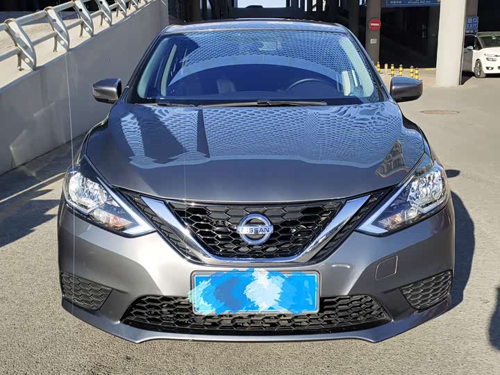 Фото 2 - Nissan Sylphy