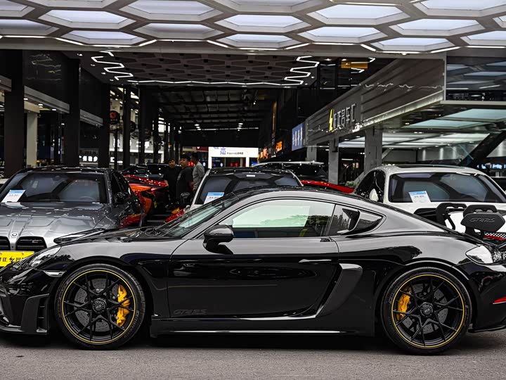 Фото 2 - Porsche 718