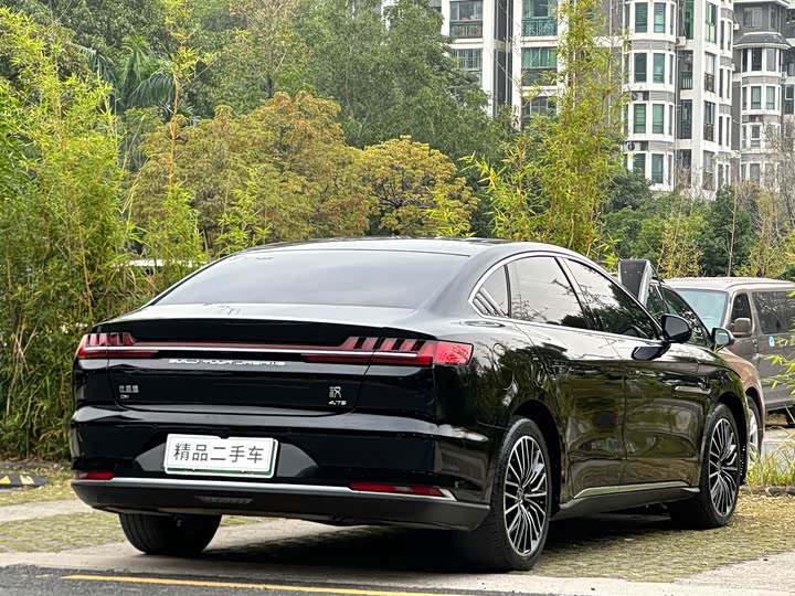 Фото 6 - BYD Han