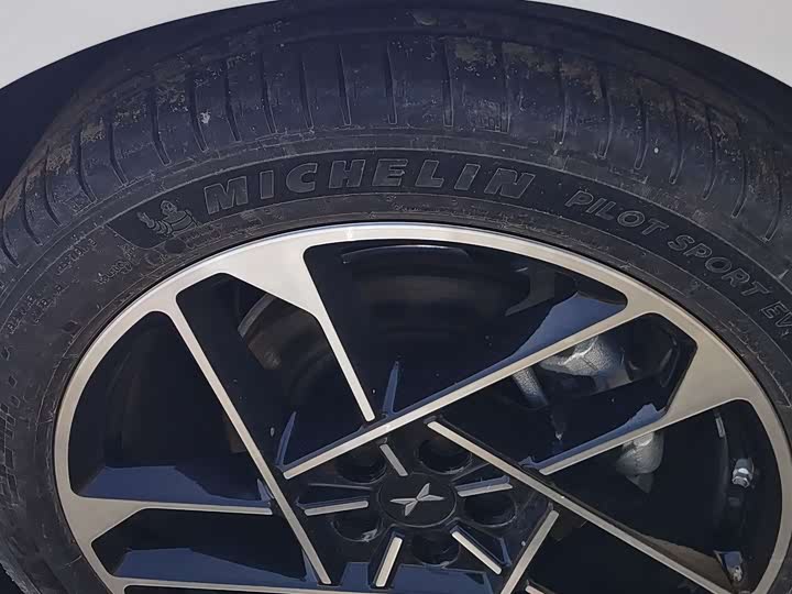 Фото 9 - XPeng F57