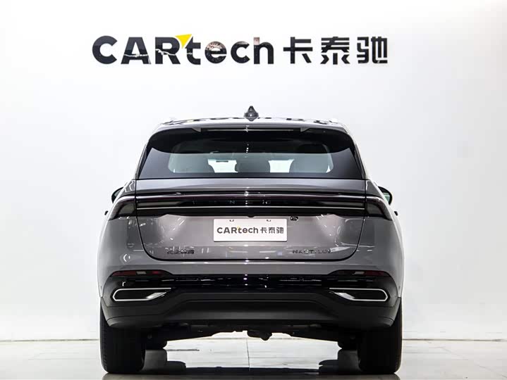 Фото 5 - Lincoln Nautilus