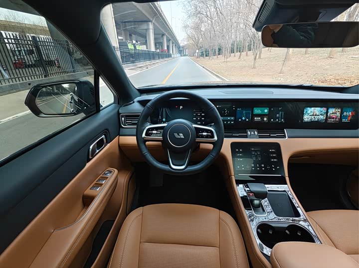 Фото 9 - LiXiang One