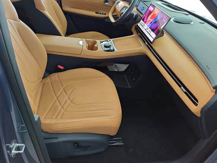 Фото 8 - Geely Galaxy Starship 7