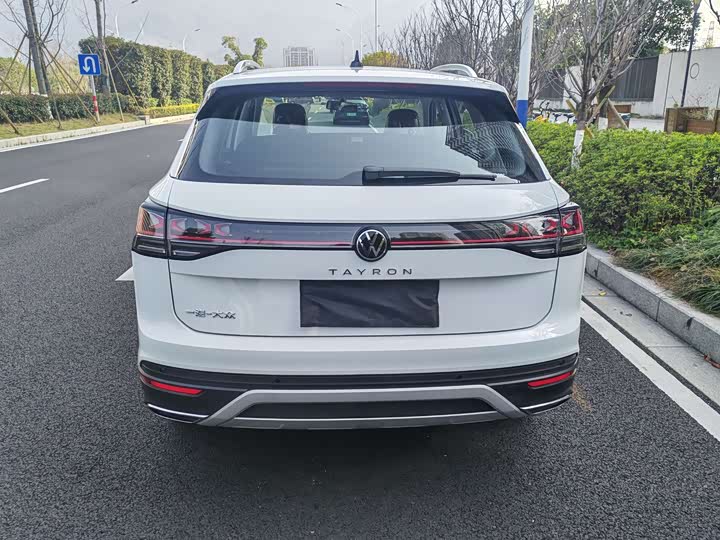 Фото 9 - Volkswagen Tayron