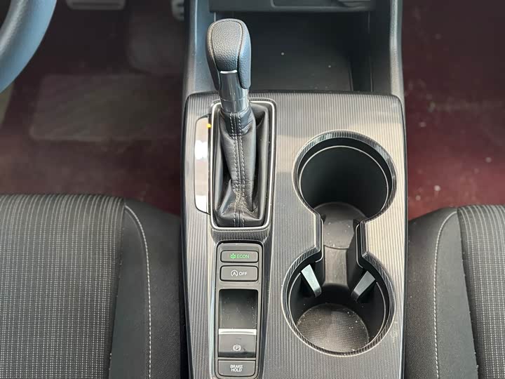 Фото 9 - Honda Civic