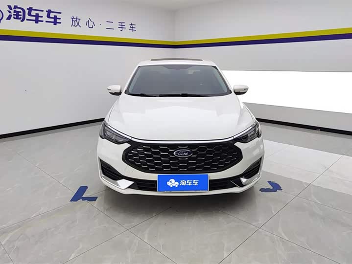 Фото 2 - Ford Escort