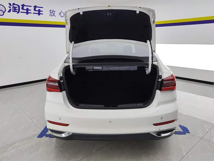 Фото 4 - Ford Escort