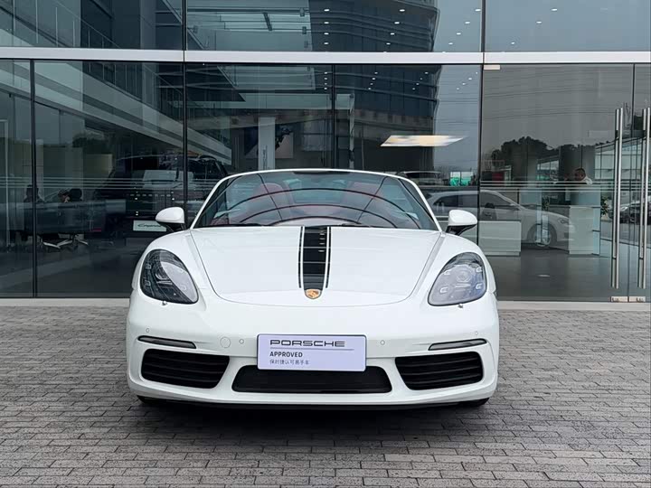 Фото 3 - Porsche 718