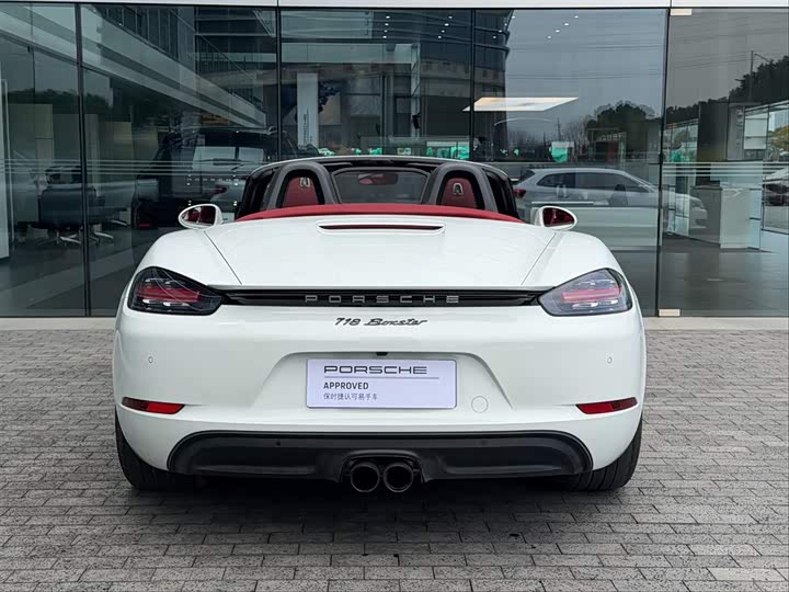 Фото 4 - Porsche 718