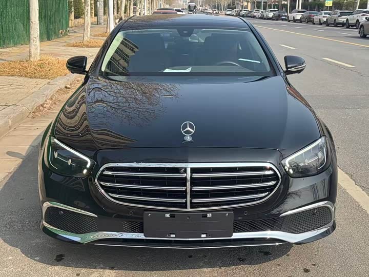 Фото 2 - Mercedes-Benz E-Class Hybrid