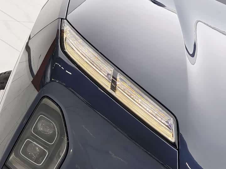 Фото 5 - Nio ES8