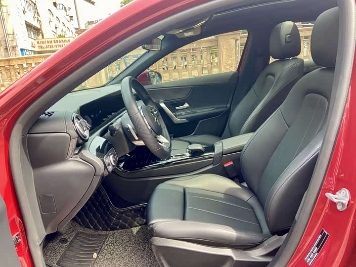 Фото 6 - Mercedes-Benz A-Class