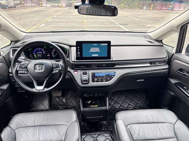 Фото 6 - Honda Elysion