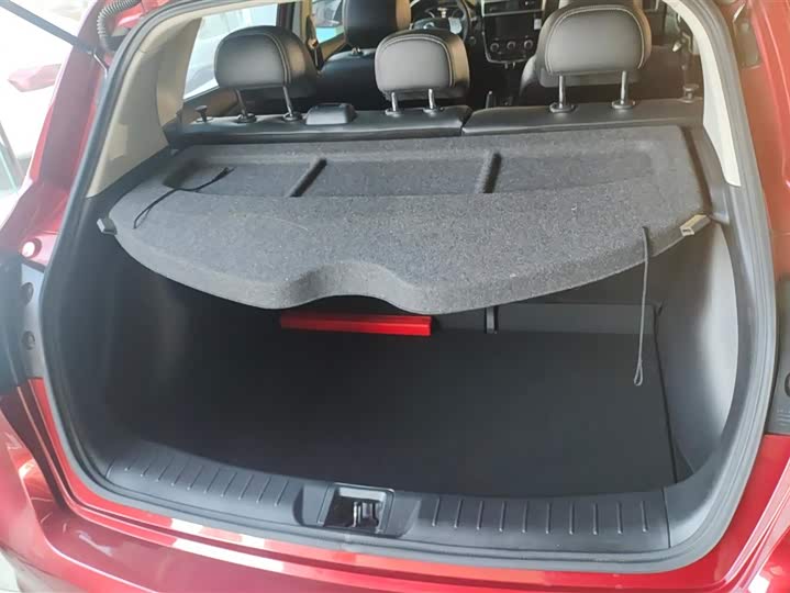 Photo 4 - Nissan Tiida