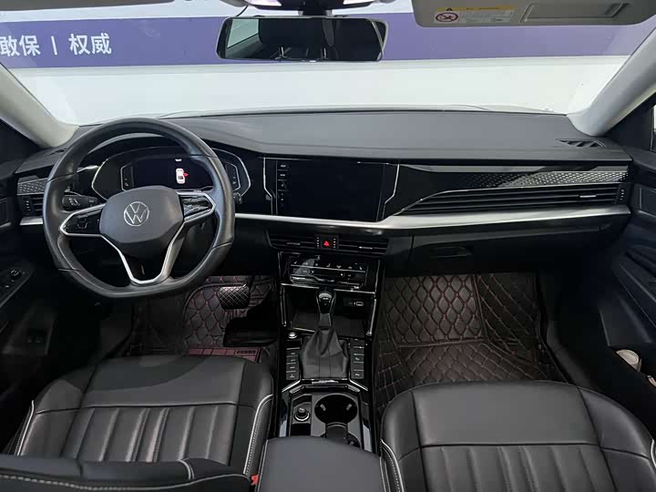 Фото 7 - Volkswagen Passat Hybrid