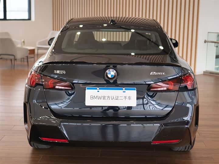 Photo 6 - BMW 2 Series