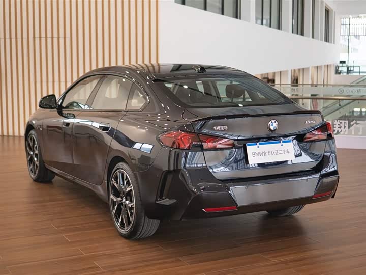 Photo 7 - BMW 2 Series