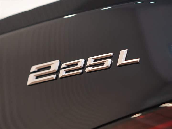 Photo 9 - BMW 2 Series