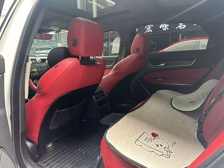 Photo 7 - Jaguar XF L