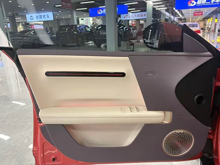 Фото 9 - Avatr 06