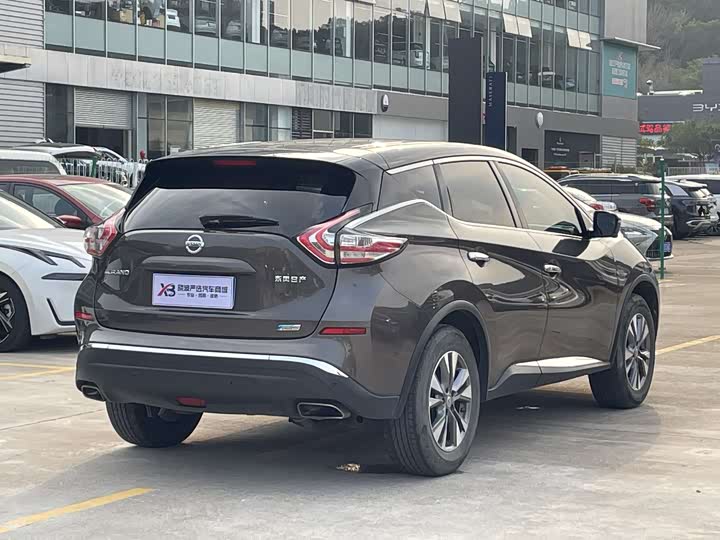 Фото 4 - Nissan Murano