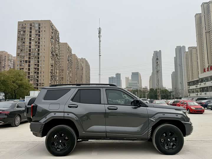 Фото 6 - Tank 400 Hybrid